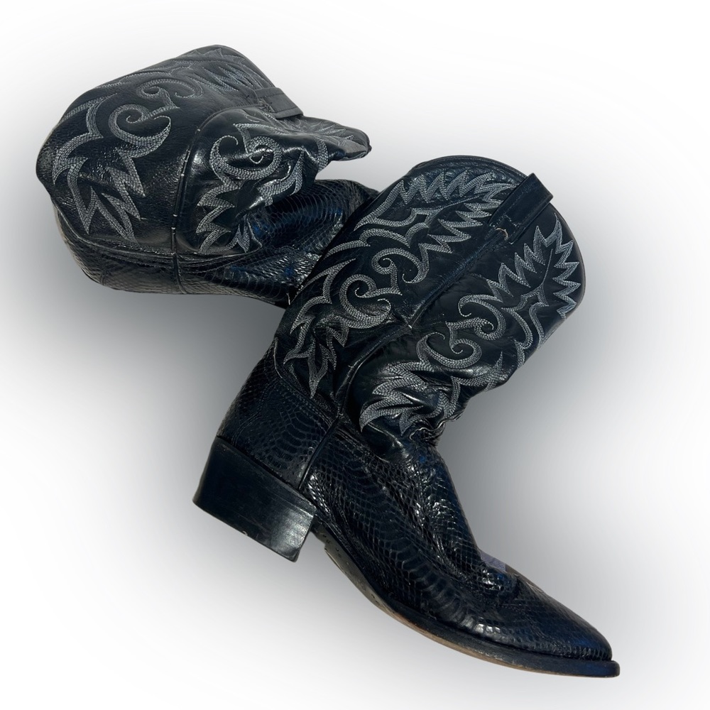 Classic black Dan Post cowboy boots, men’s 8/women’s 9.5